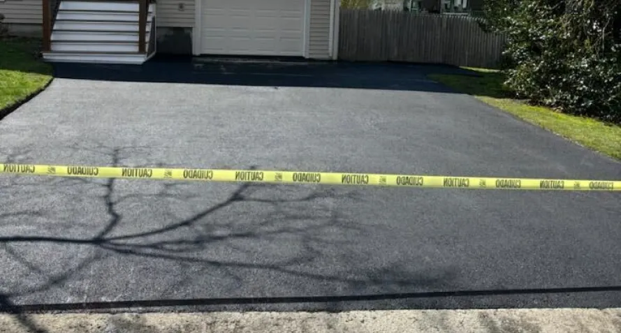 asphalt driveway fix